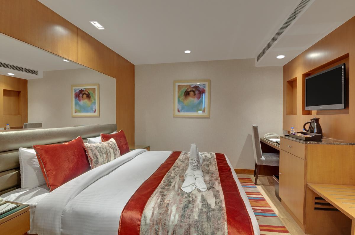 Beacon Hotel Nirman Vihar New Delhi Exterior photo